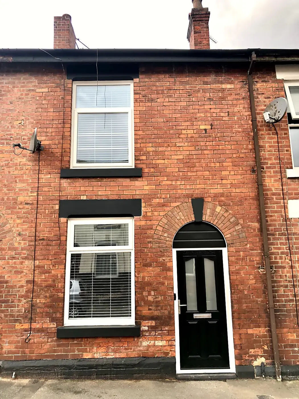 Terraced house on Lumn Road, Hyde